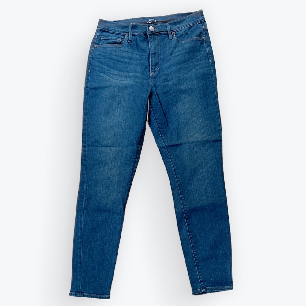 Women's LOFT High Rise Dark Wash Whiskering Across Hips Skinny Ankle Jeans ~ 6